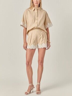 English Factory Beige Lace-Trim High-Waist Women's Shorts And Shirt Set Size S